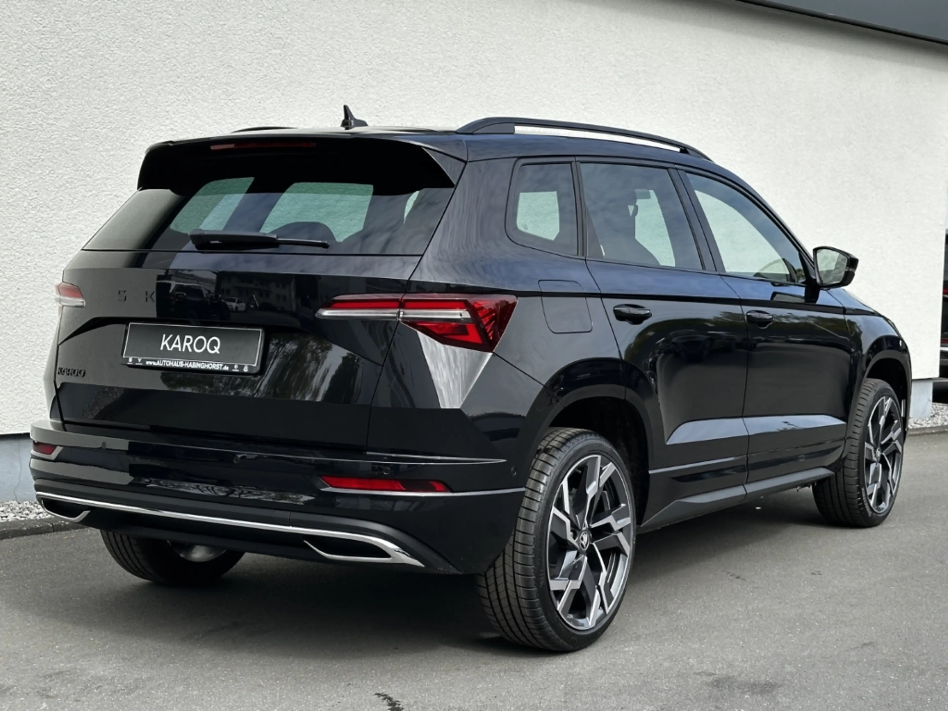 Skoda Karoq 1.5 TSI DSG Sportline 360° ACC Canton Shz LED PDC — photo 4