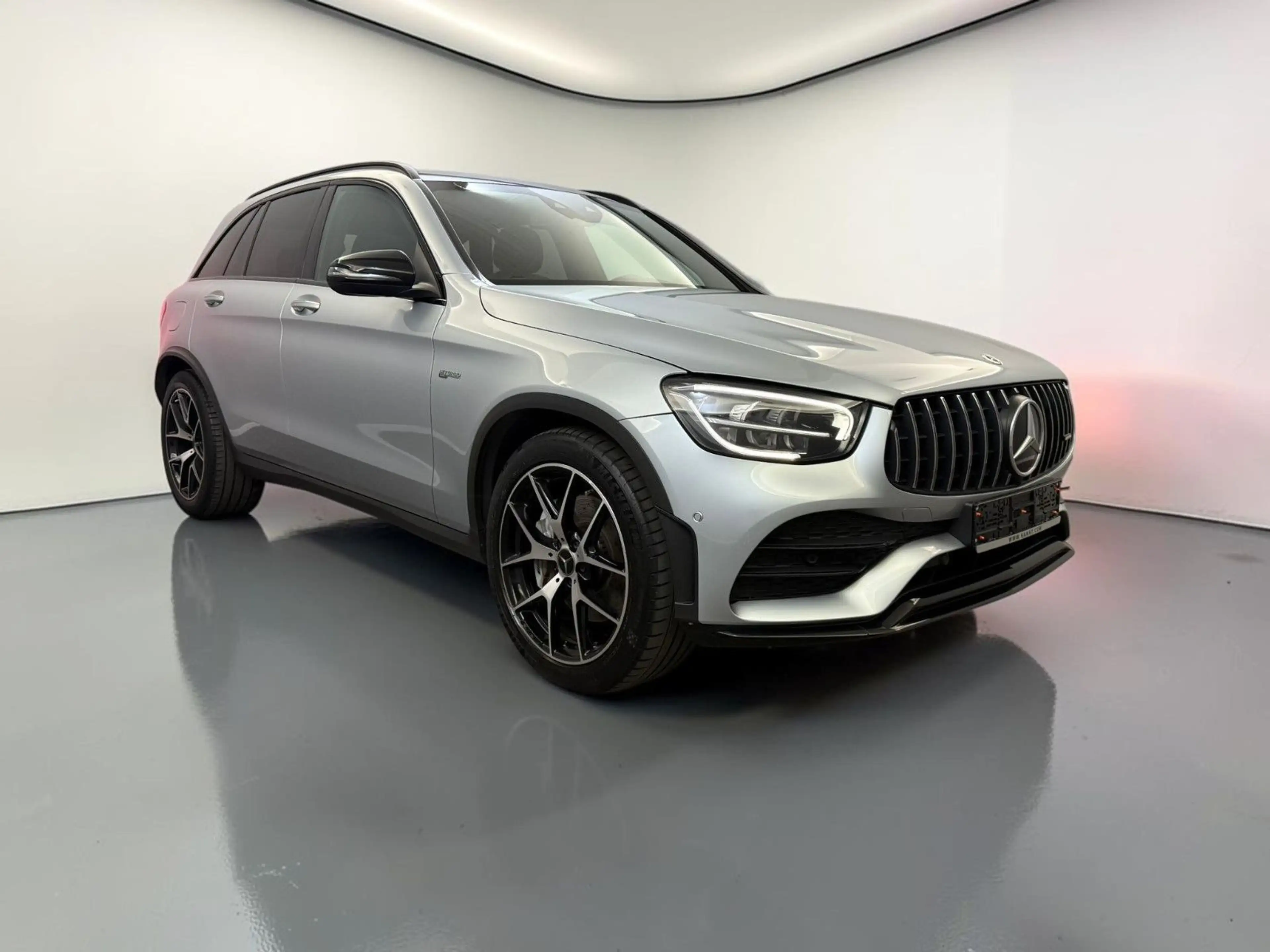 Mercedes-Benz GLC 43 AMG PANO*WIDE*BURM*20Z*LED*AIRM*PERF-AGA — photo 3