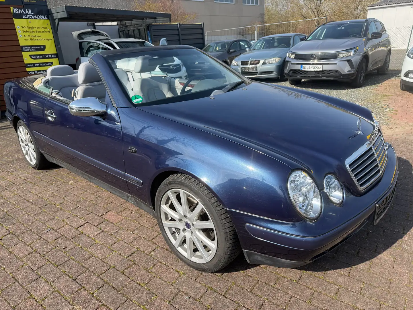 Mercedes-Benz CLK 230 Cabrio/TÜV 10.2026/Automatik/Leder/Sport/Alu"S - 1