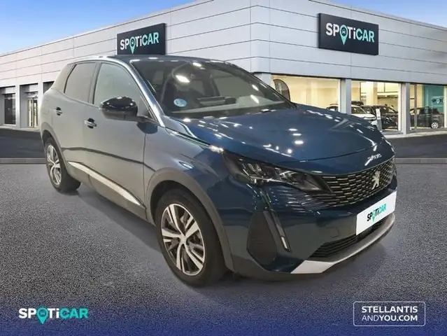 Peugeot 3008 view 3