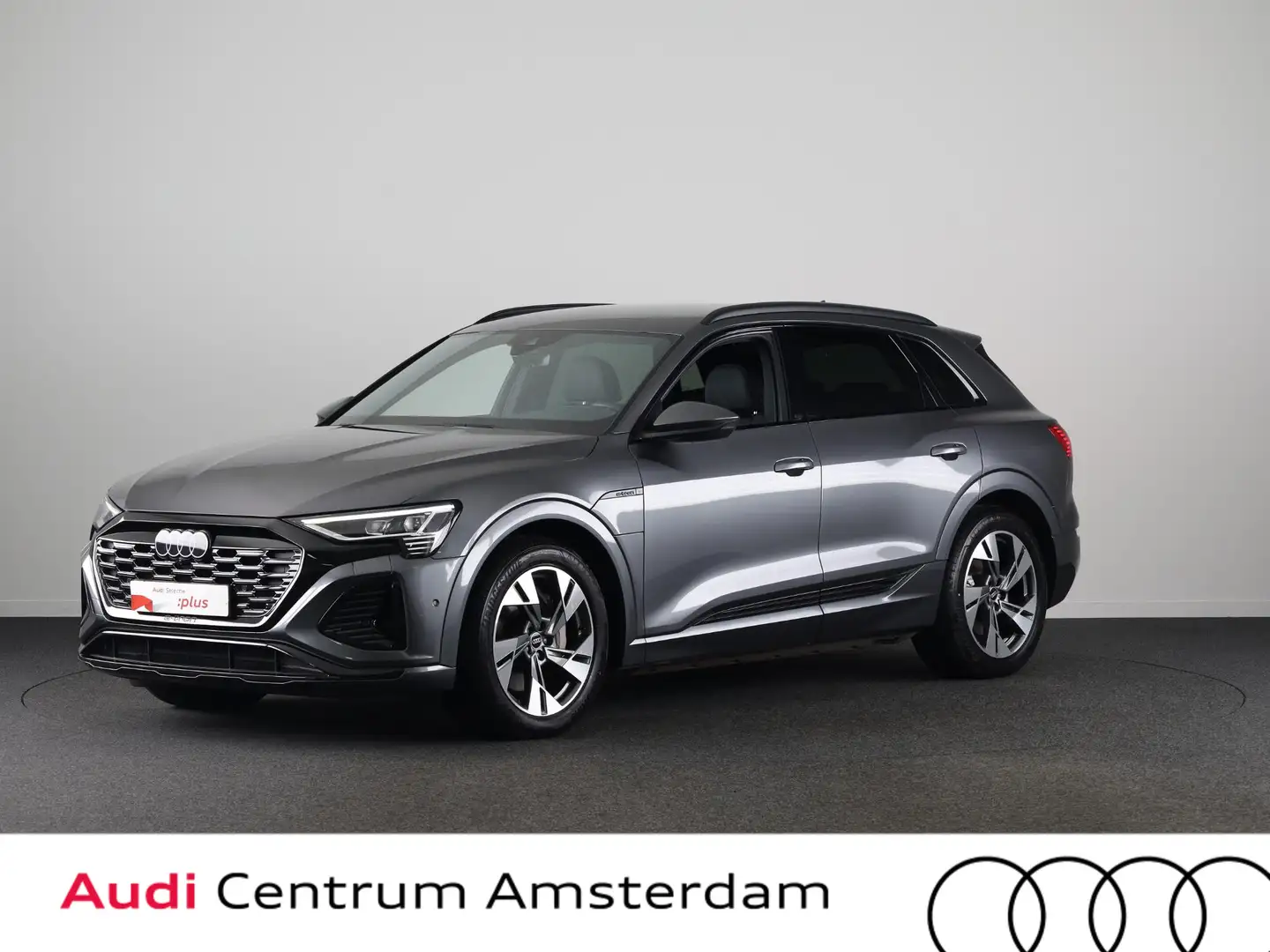 Audi Q8 e-tron 50 quattro S Edition 95 kWh 340pk| Luchtvering | A Grijs - 1