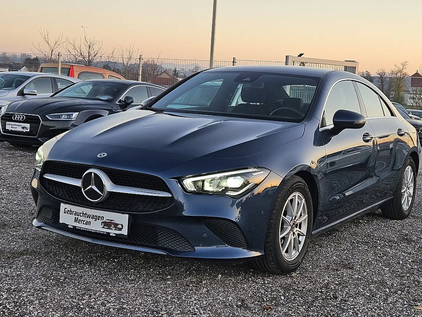 Mercedes-Benz CLA 200 d Aut. Blauw - 1