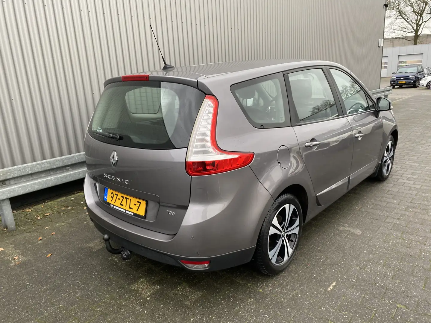 Renault Grand Scenic 1.2 TCe Collection 7p. Clima, Navi, CC, PDC, Zonwr Grijs - 2