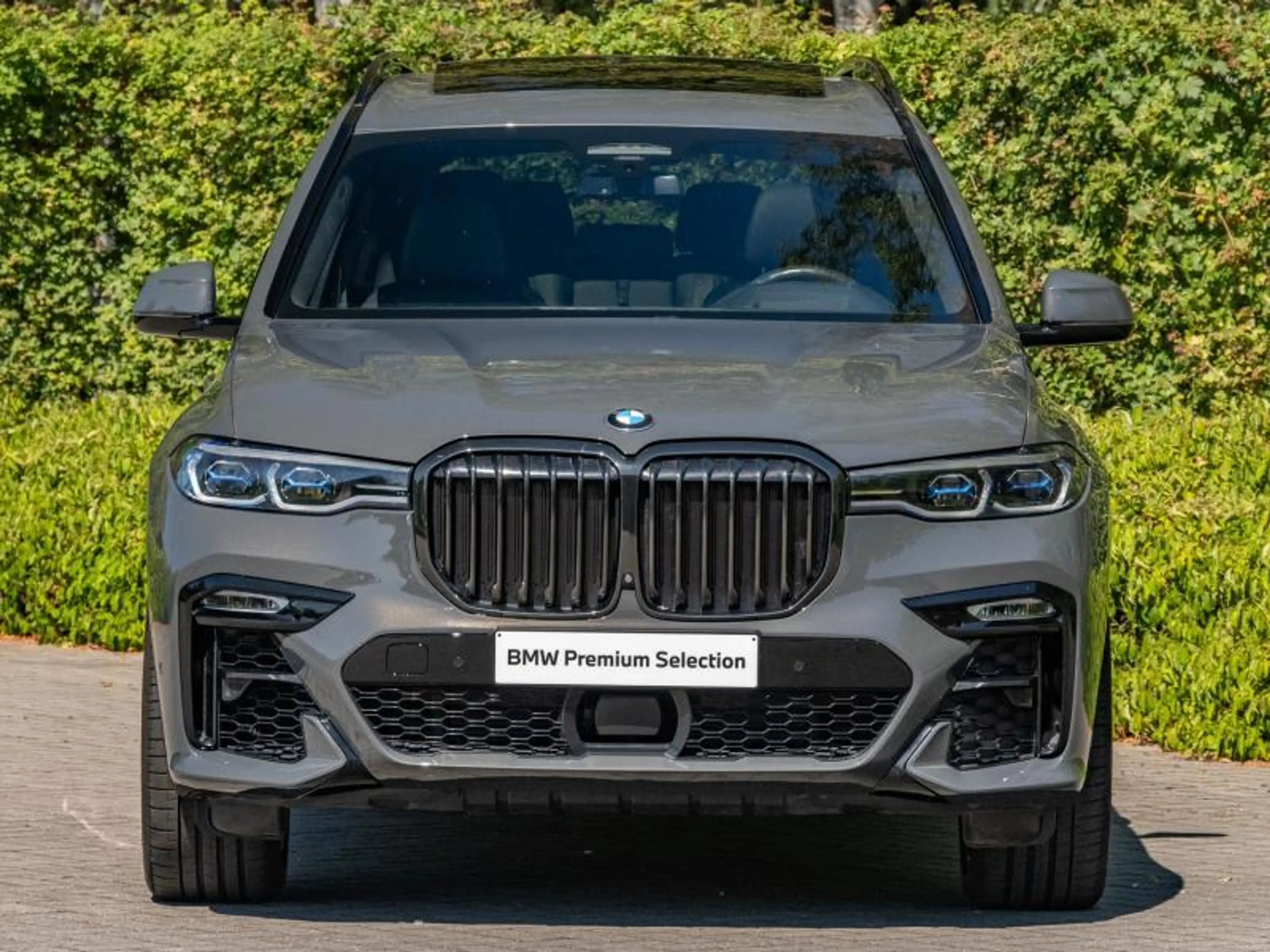 BMW X7 xDrive40d — photo 2
