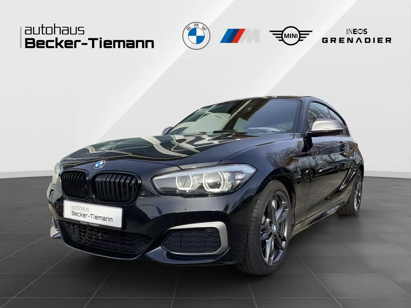 BMW M1 40i xDrive 3-Türer 18" / Harman Kardon / M Paket Schwarz - 1