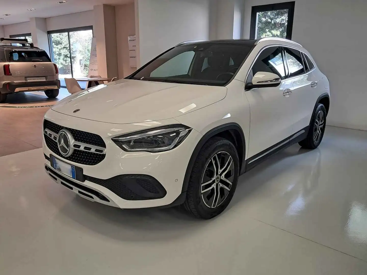 Mercedes-Benz GLA 200 200 d Sport Plus auto Bianco - 1