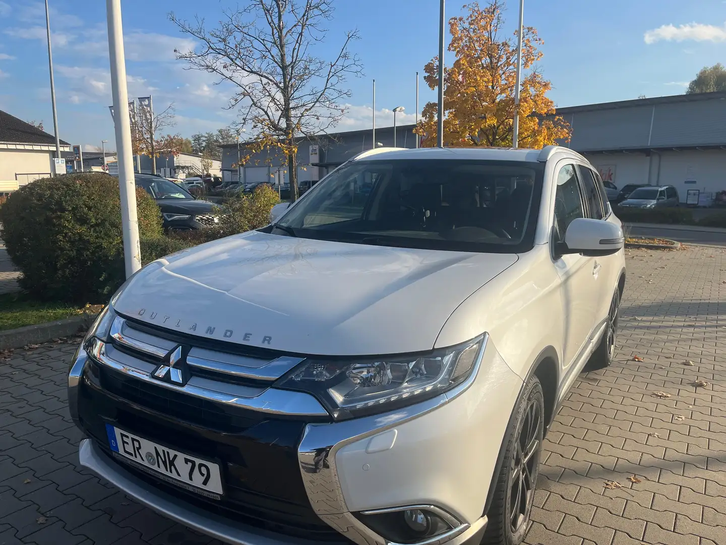 Mitsubishi Outlander 2.2 DI-D 4WD Aut. Top - 1