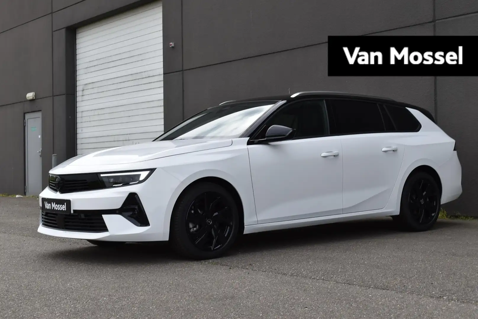 Opel Astra Sports Tourer 1.2 GS Line Automaat || € 8000,- VAN Wit - 1