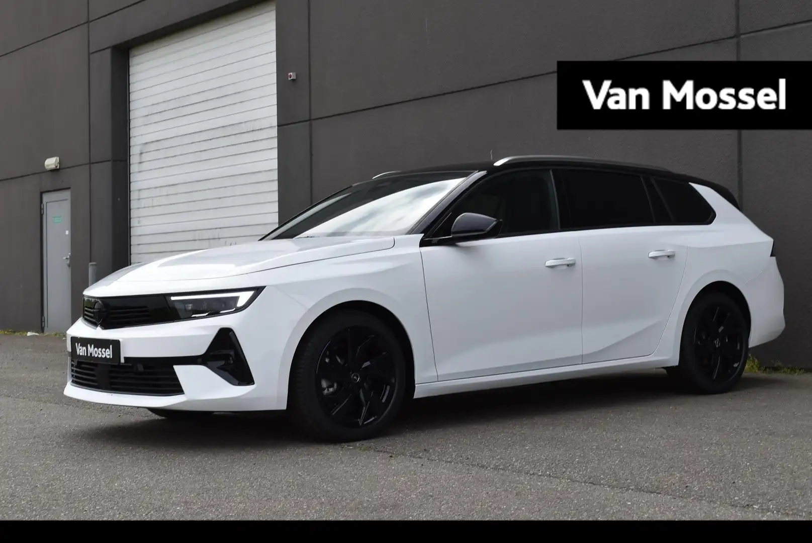 Opel Astra Sports Tourer 1.2 GS Line Automaat || € 8000,- VAN Wit - 1