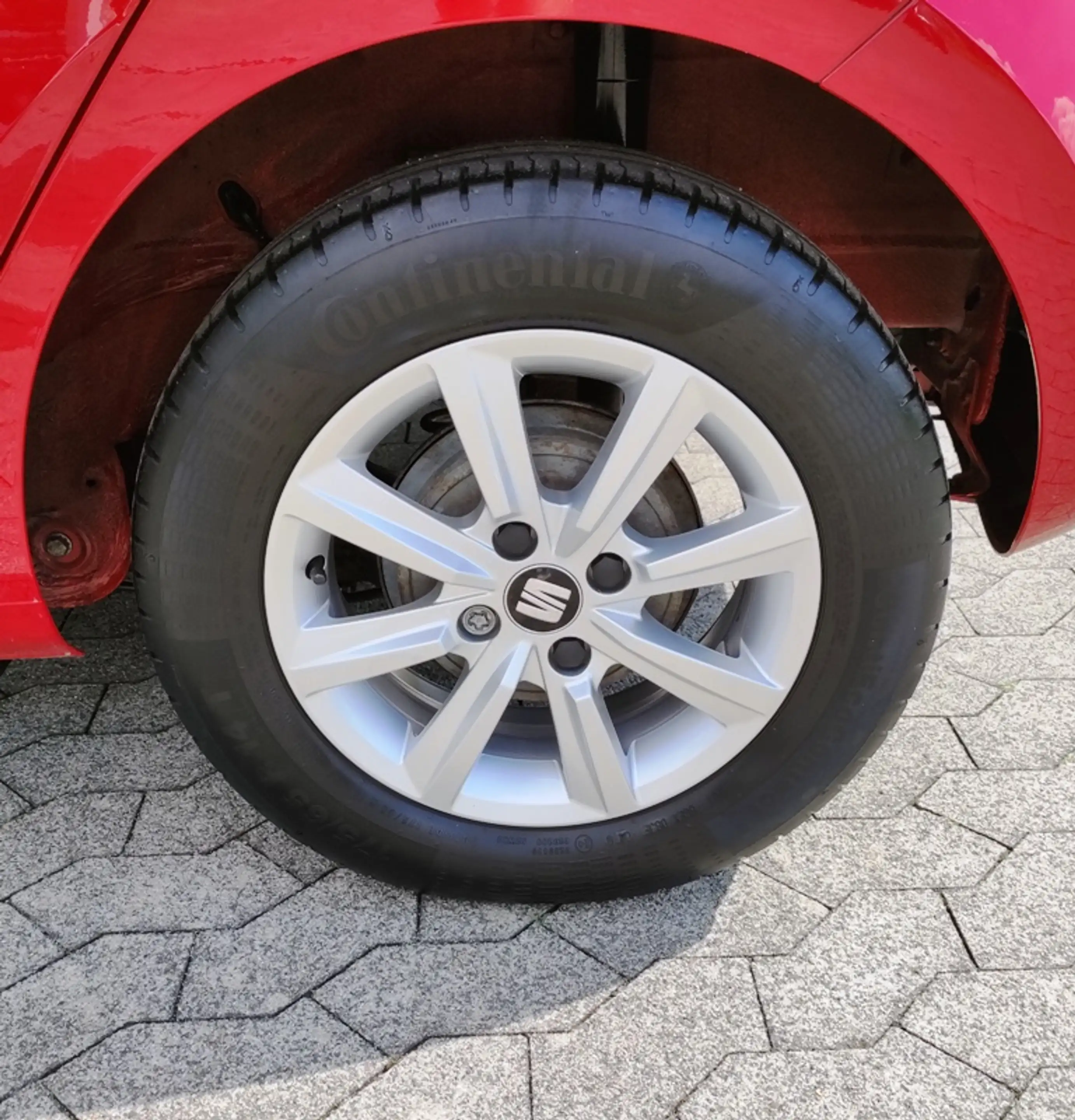 SEAT Mii 1.0 Chic — photo 5