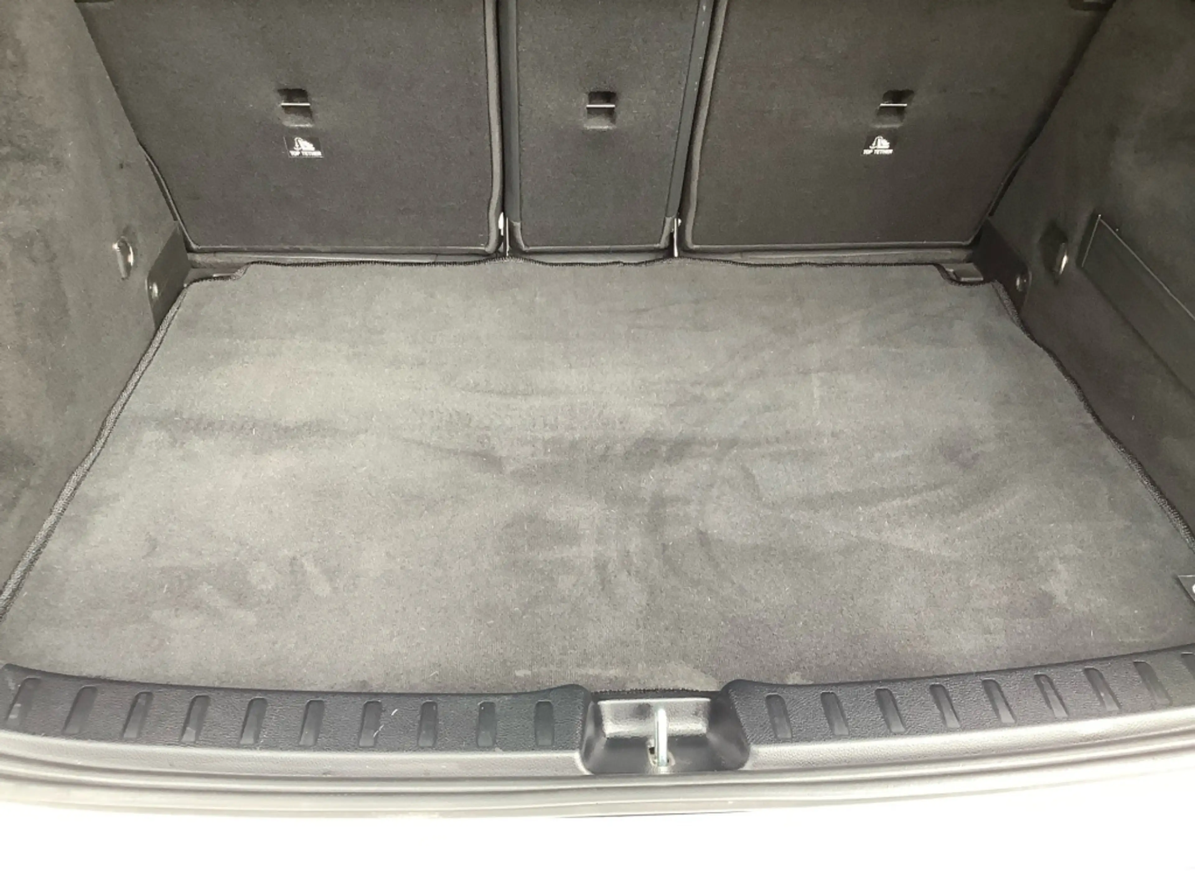 Mercedes-Benz GLA 250 e MBUX+Mbeam+CarPlay+KAMERA+AHK+NAVI+AUT — photo 10