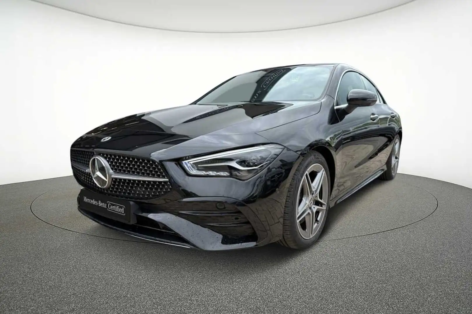Mercedes-Benz CLA 200 d Coupé AMG Line Zwart - 1