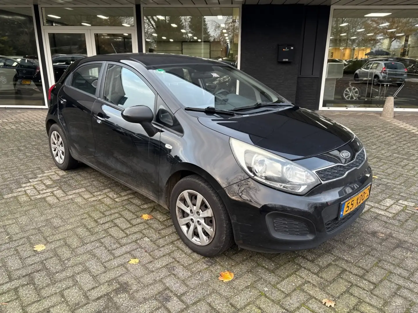 Kia Rio 1.1 CRDI COMF. PACK / AIRCO / CRUISE / EXPORT Zwart - 2