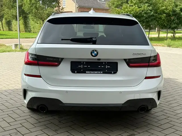 BMW M view 8