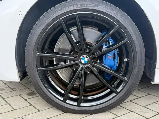 BMW M view 10