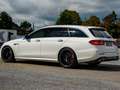 Mercedes-Benz E 63 AMG S AMG 4MATIC+ T-Modell mit Brabus B700 Chip Blanco - thumbnail 3