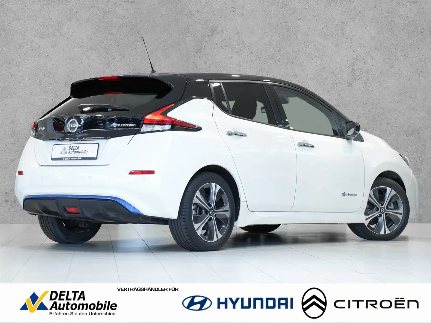 Nissan Leaf 40 kWh N-Connecta Sitzheiz NAVI 30TKM Czarny - 2