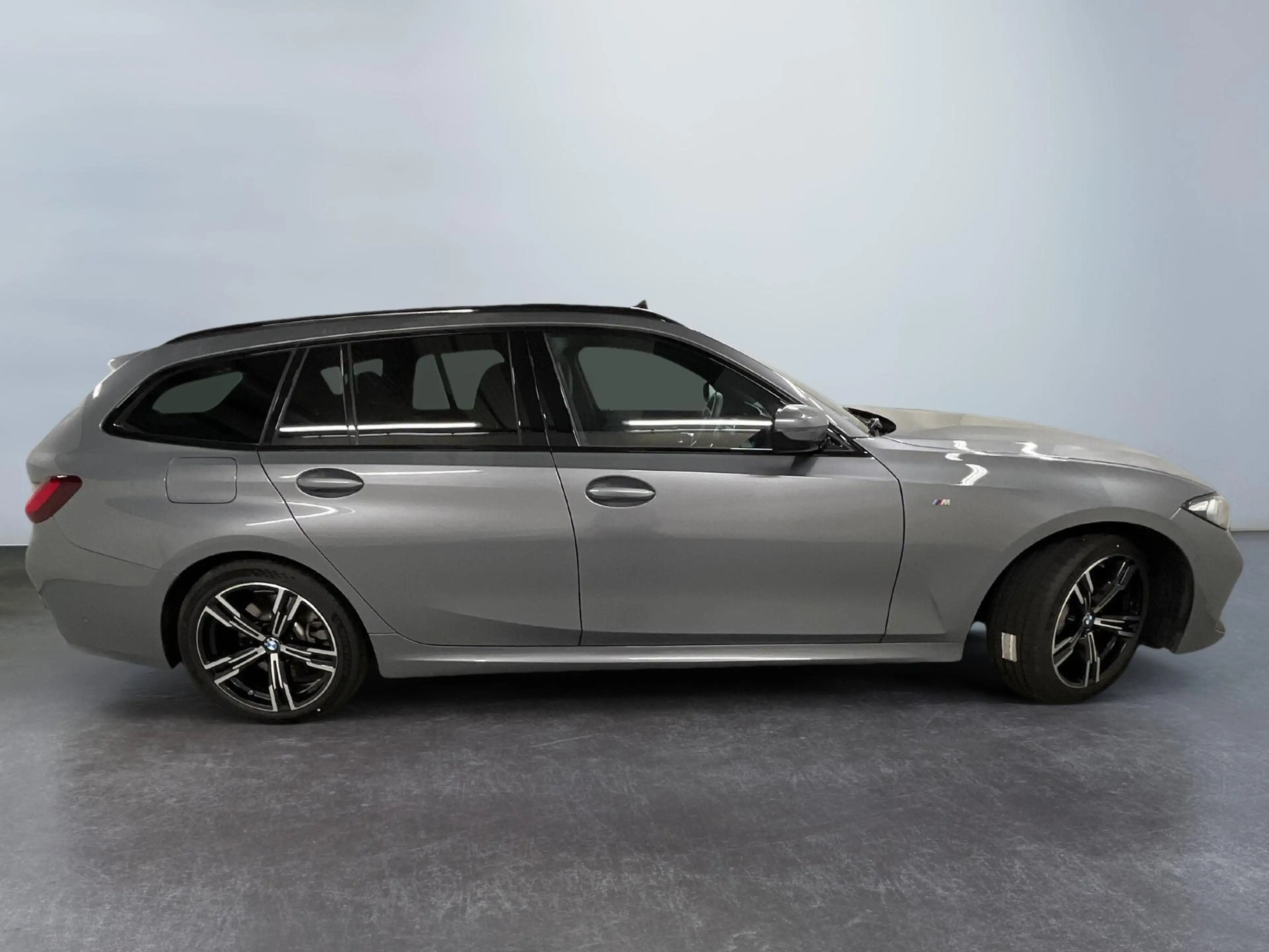BMW 330 Touring 330i xDrive M Sport 245PS/180kW Steptro... — photo 8