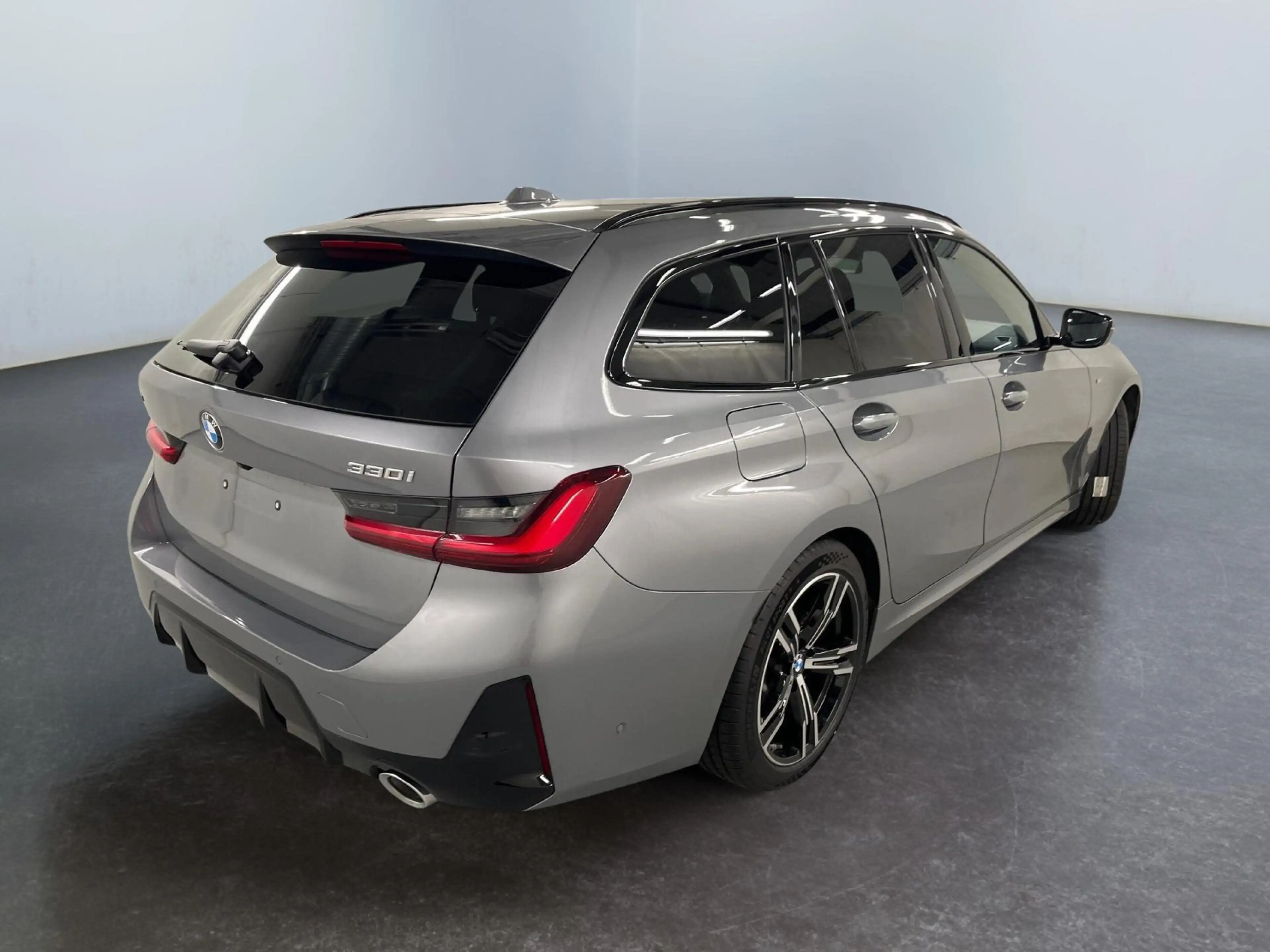 BMW 330 Touring 330i xDrive M Sport 245PS/180kW Steptro... — photo 7