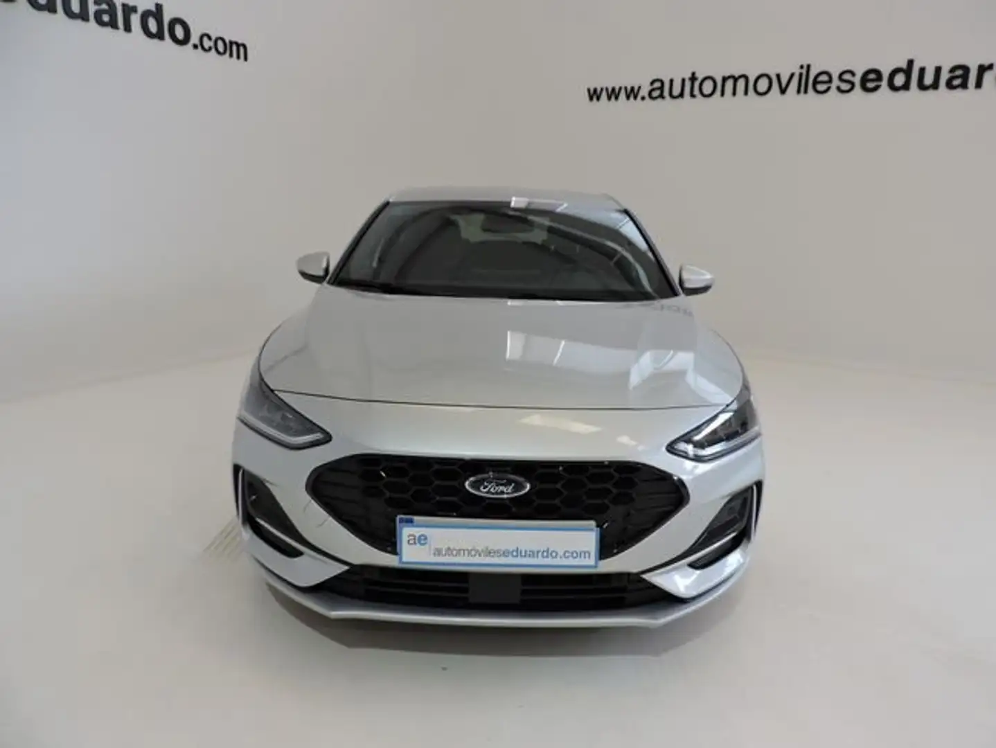 Ford Focus Sportbreak 1.0 Ecoboost ST Line Plateado - 2
