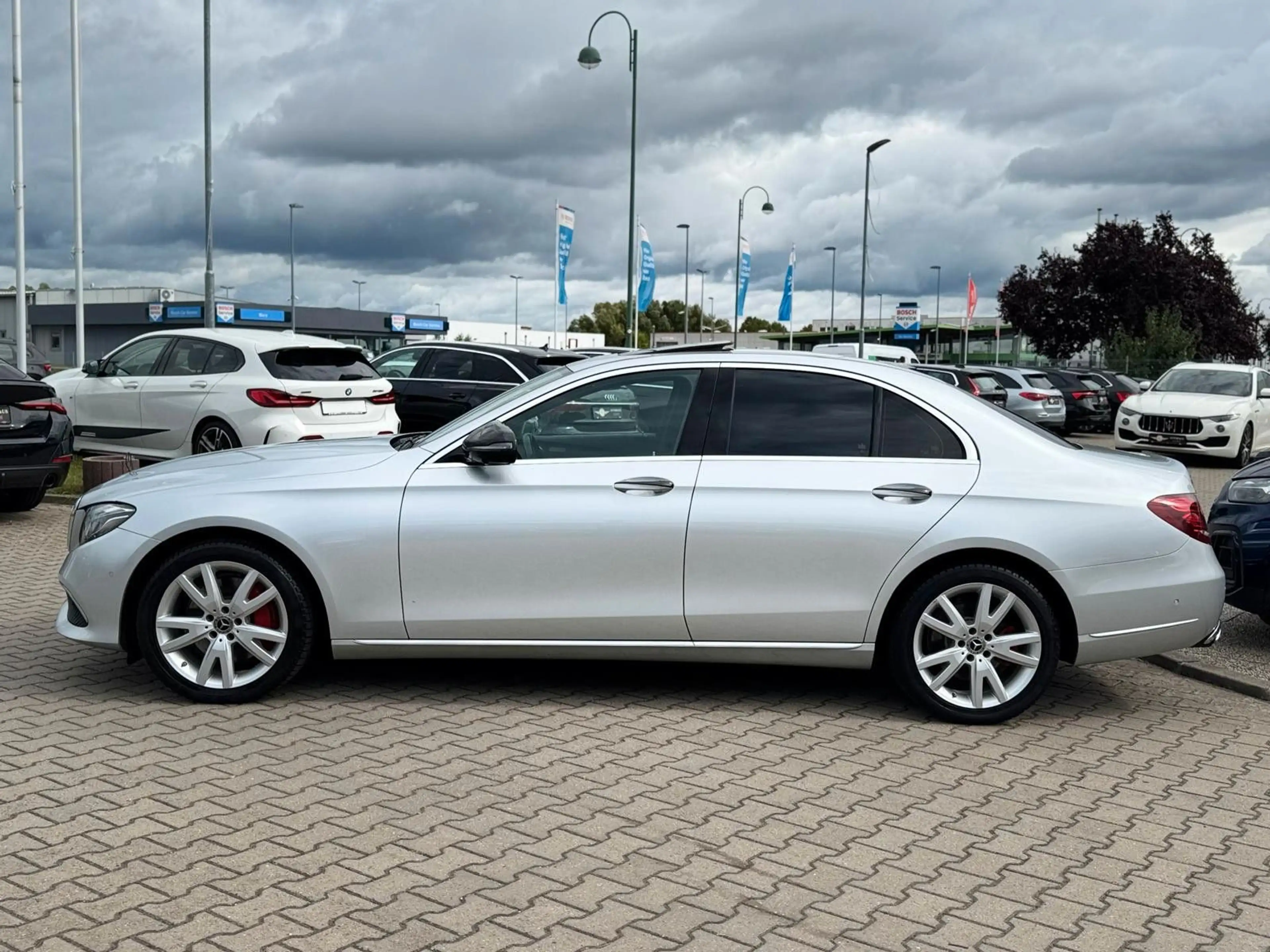 Mercedes-Benz E 350 CDI Lim. 9G-TRONIC"Exclusive"S-DACH*AHK*360 — photo 10