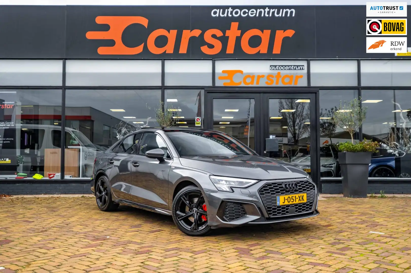 Audi A3 Limousine 35 TFSI S edition|PANO|CRUISE|CARPLAY Gris - 1