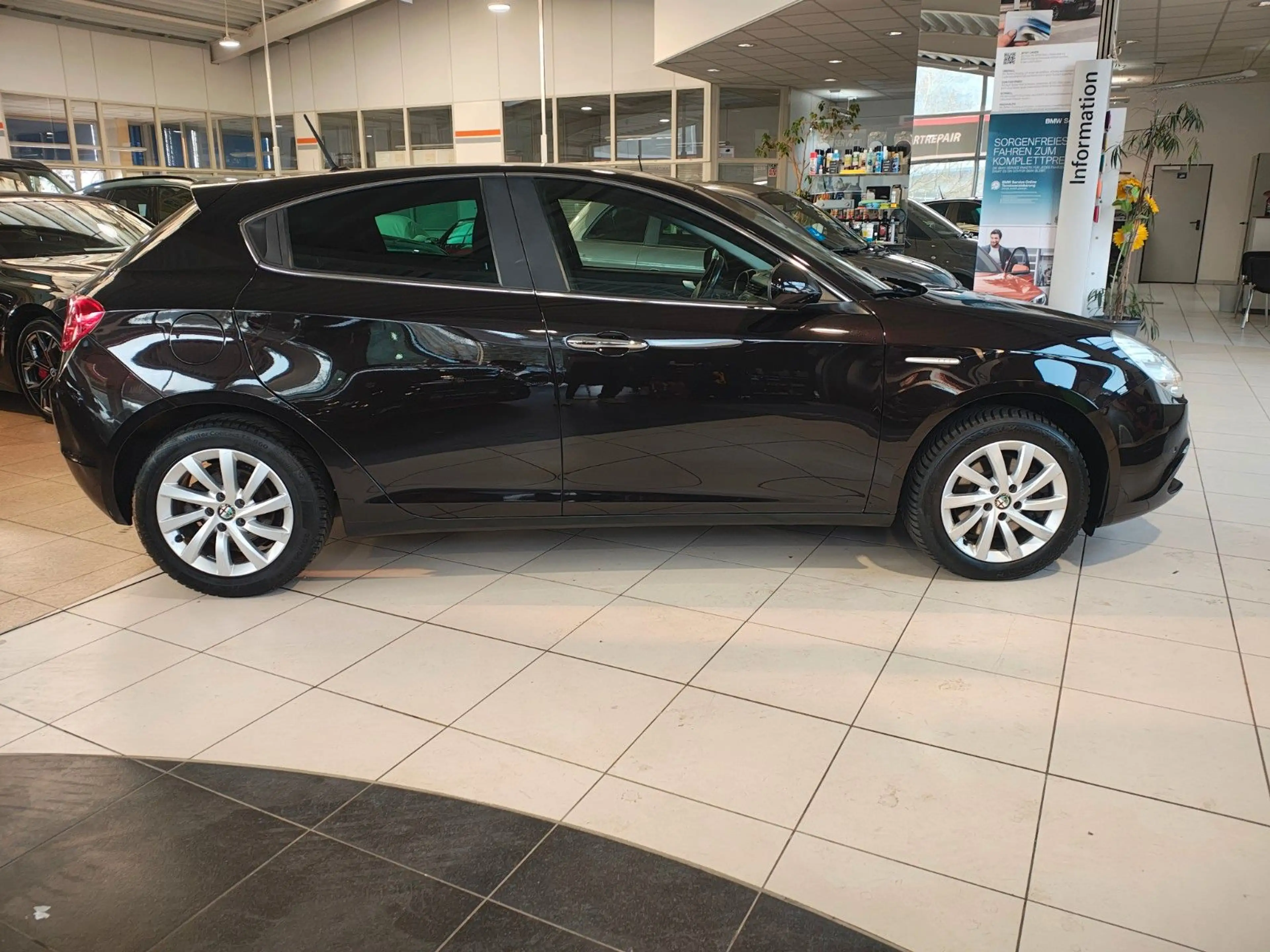 Alfa Romeo Giulietta Turismo — photo 7