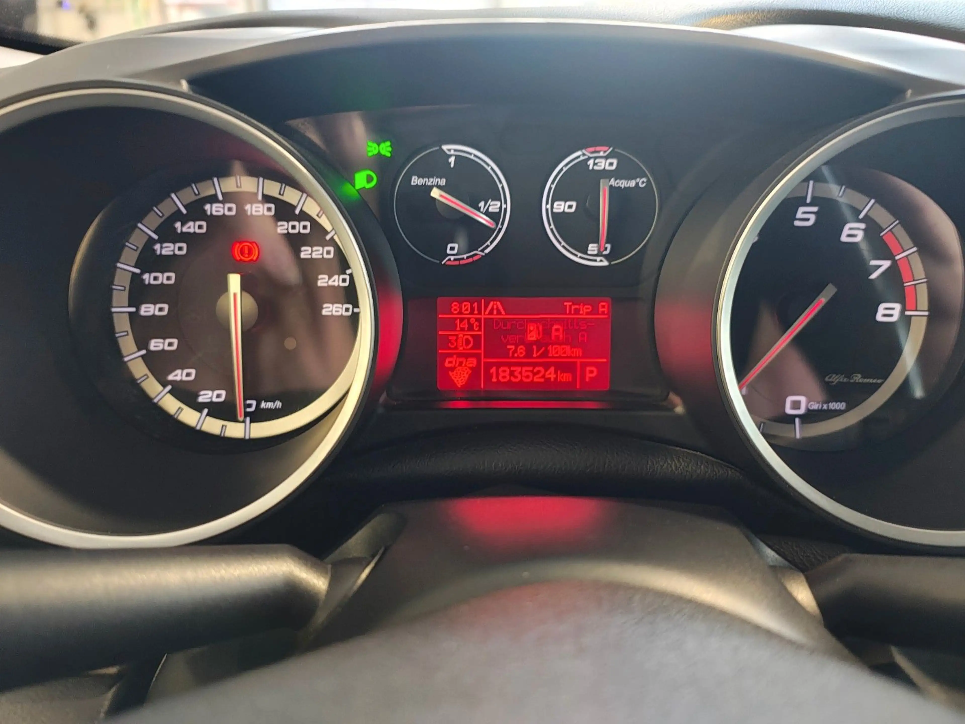 Alfa Romeo Giulietta Turismo — photo 14