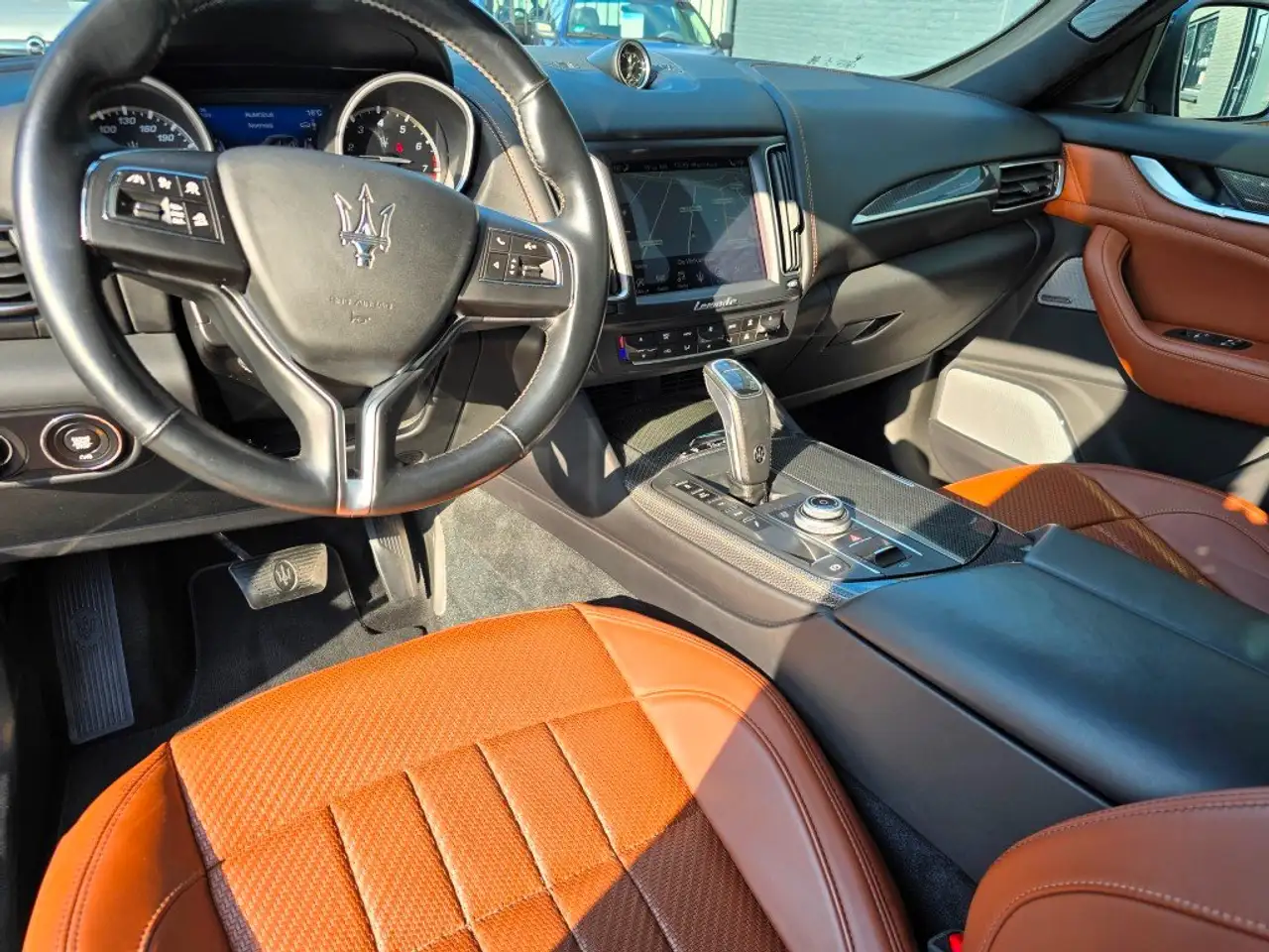 Maserati Levante 2021 — фото 13