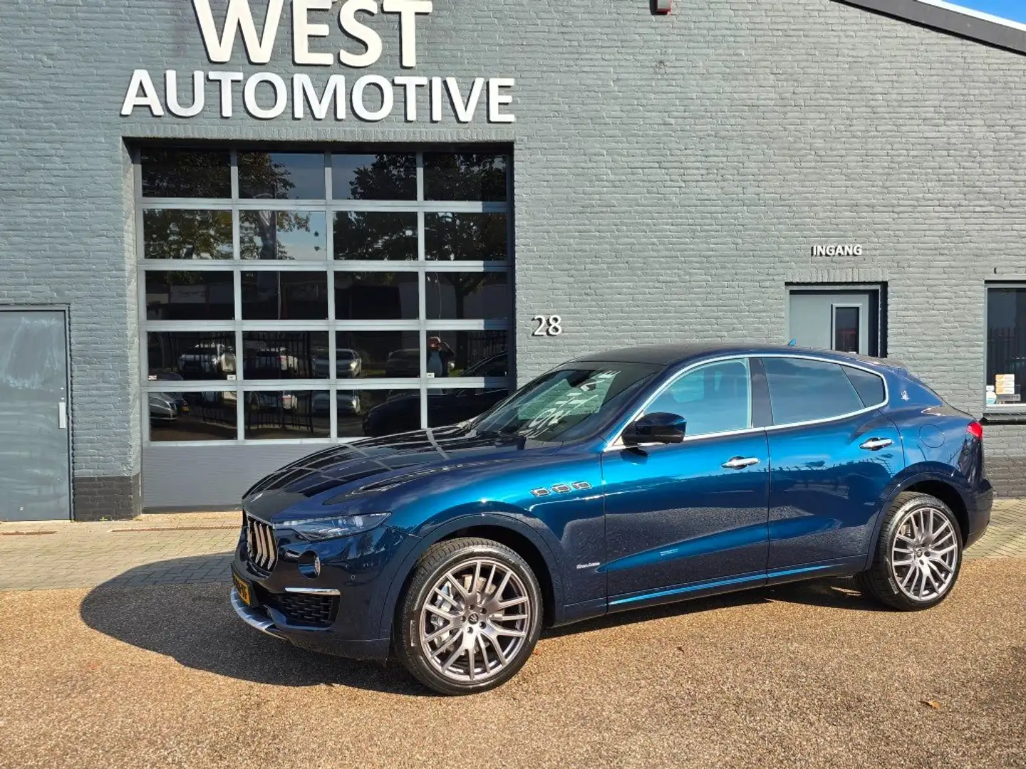 Maserati Levante 3.0 V6 AWD GranLusso NEDERLANDSE AUTO BOEKJES NAP Azul - 1