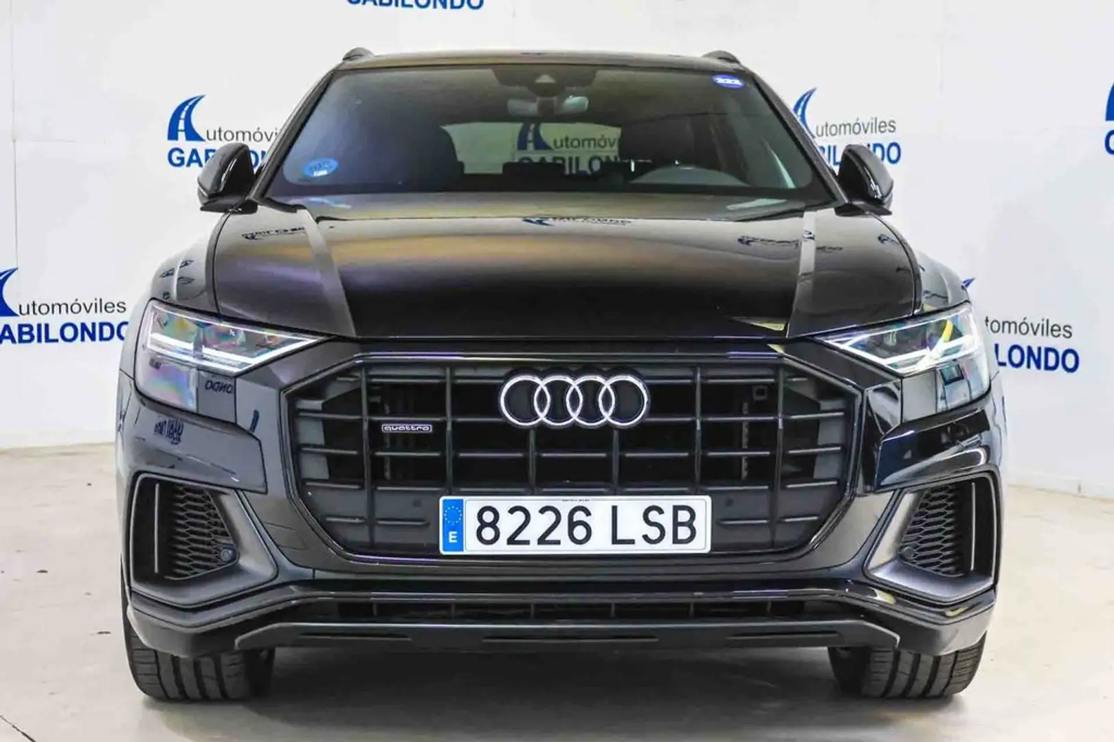 Audi Q8 55 TFSIe Black line quattro Negro - 2