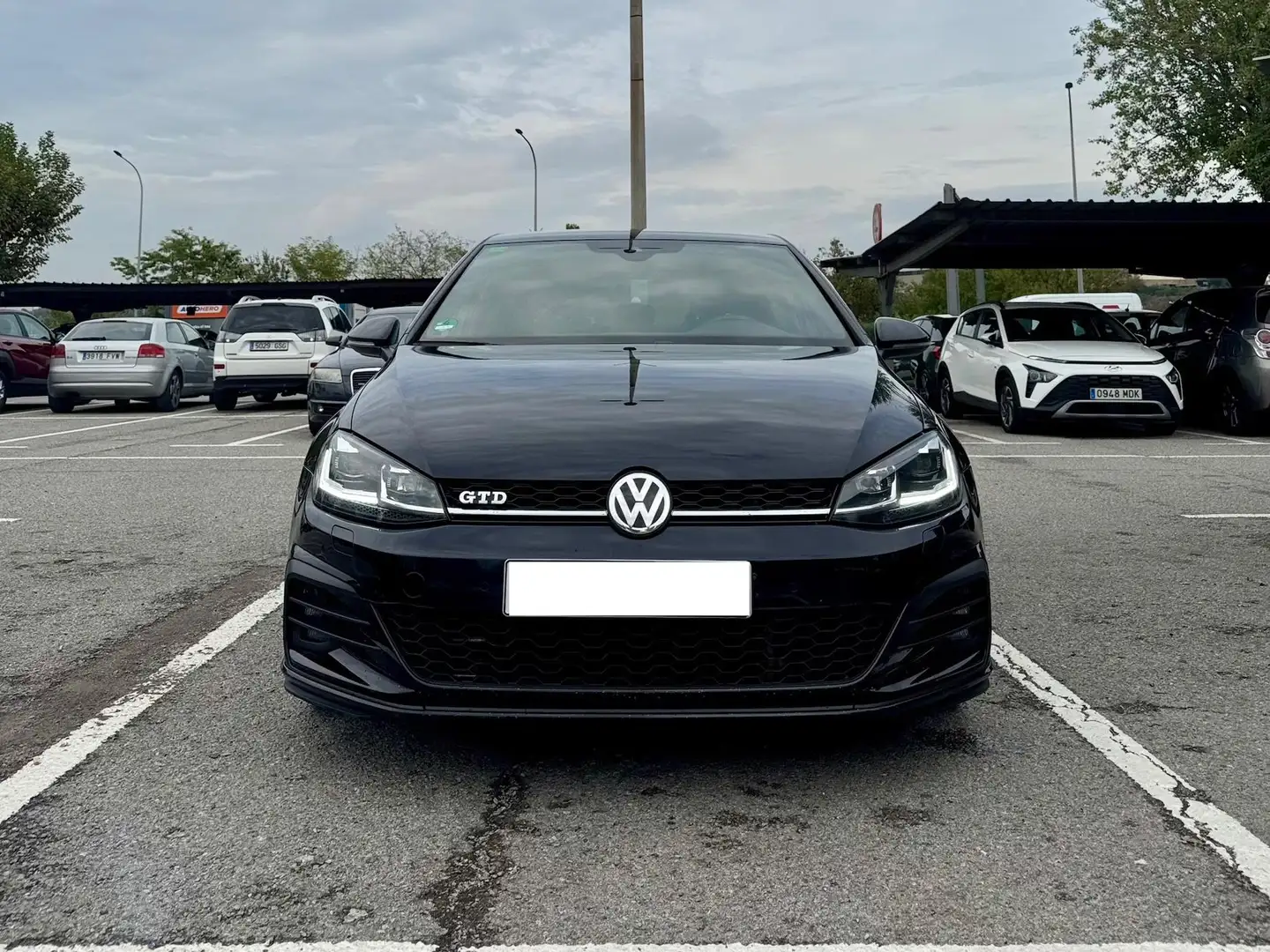 Volkswagen Golf GTD Golf 2.0TDI GTD DSG7 135kW(4.75) GTD Negro - 2