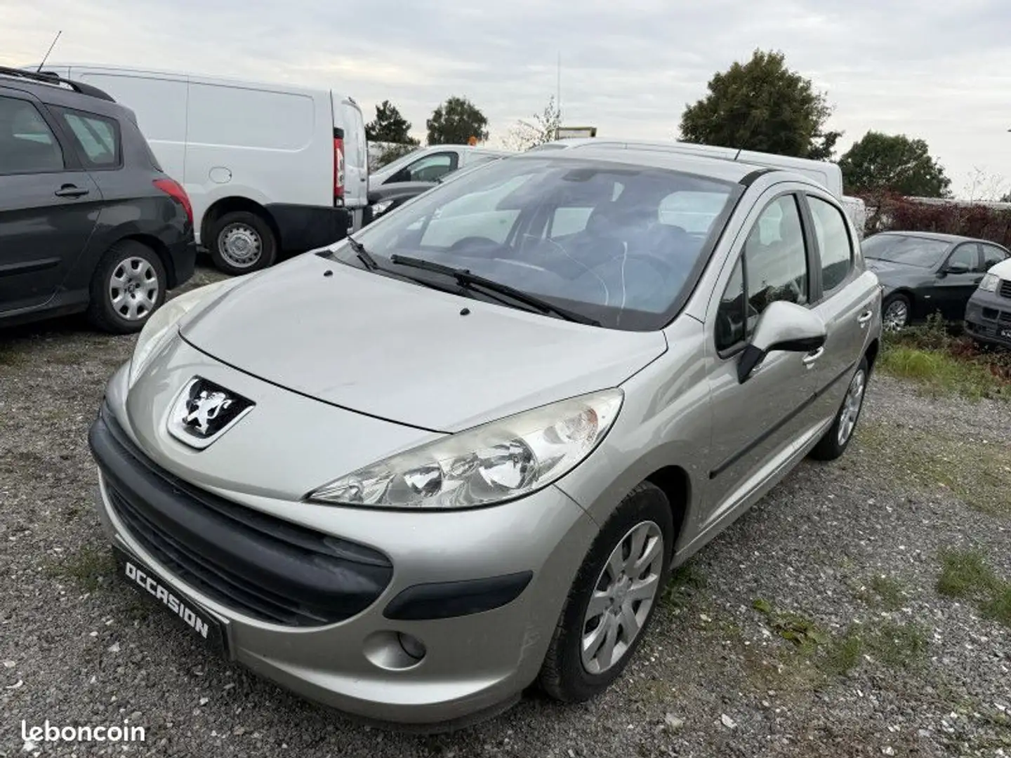 Peugeot 207 1.4 16V URBAN 5P Gris - 1