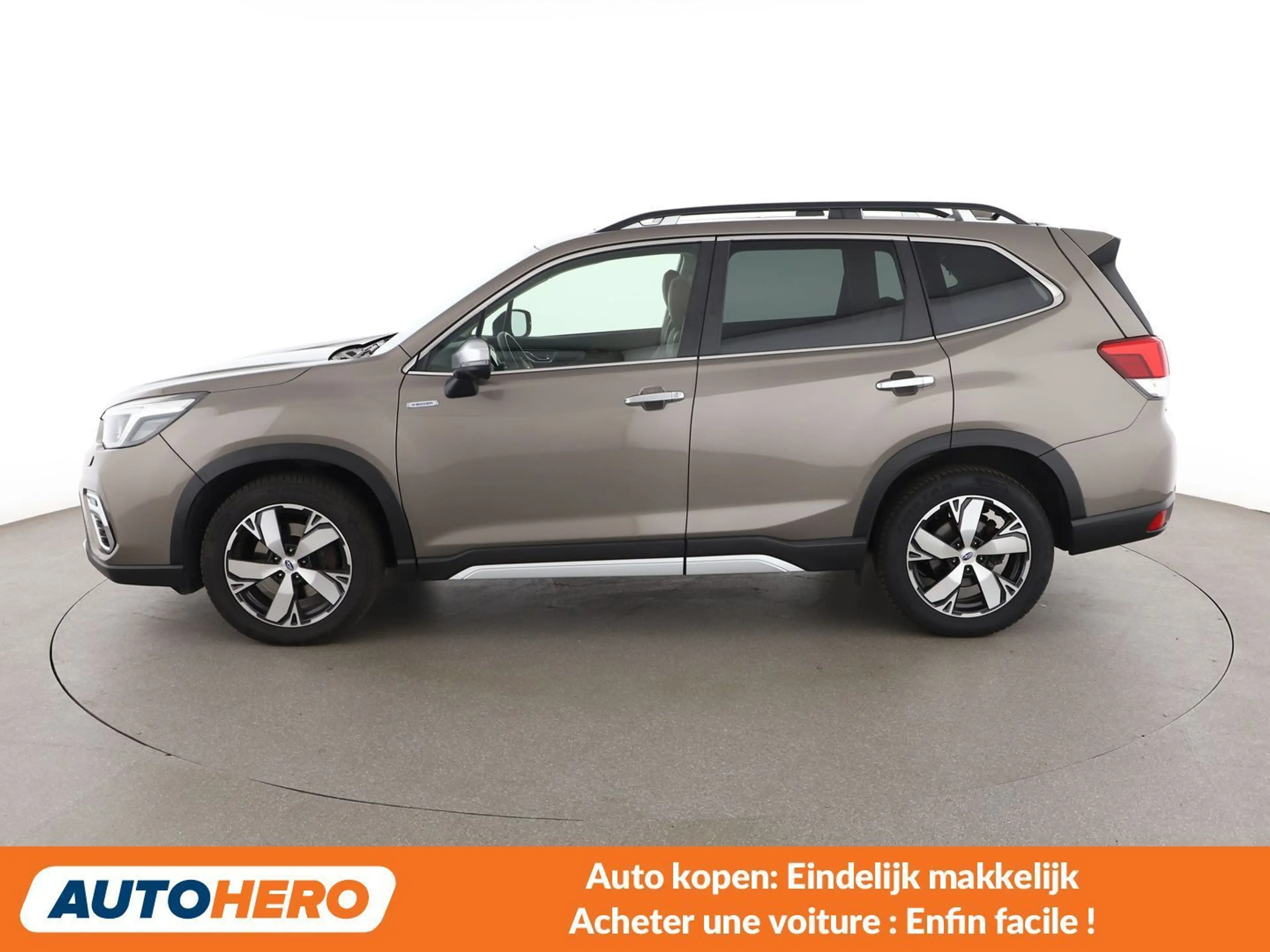 Subaru Forester 2.0 Mild-Hybrid Platinum — photo 3