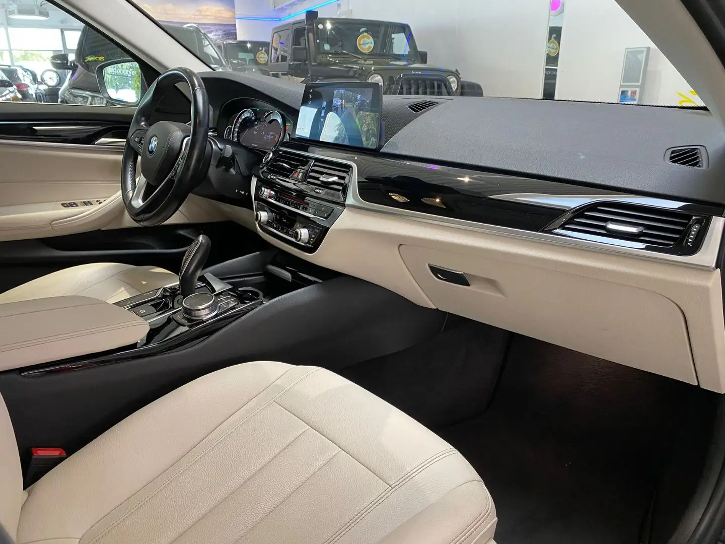 BMW 520 D *Leder/Navi/Kamera/Soundsystem*Garantie* Czarny - 2