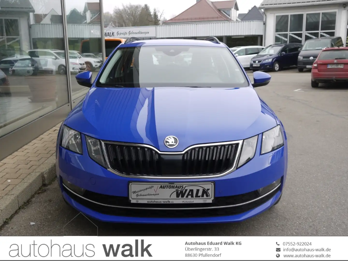 Skoda Octavia Combi 1.6 TDI Style CarPlay RFK 8xAirbag Bleu - 1