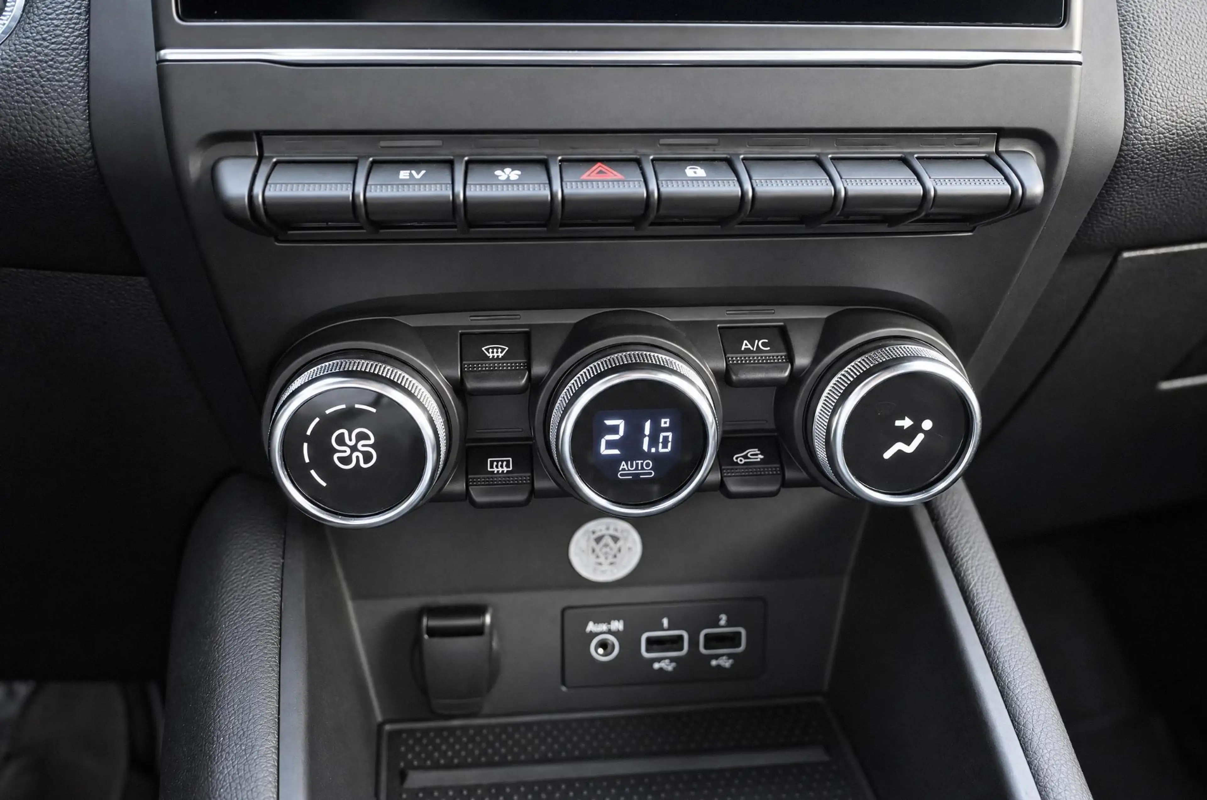 Renault Captur E-Tech Hybrid 145 Rive Gauche | TREKHAAK | CAMERA — photo 18