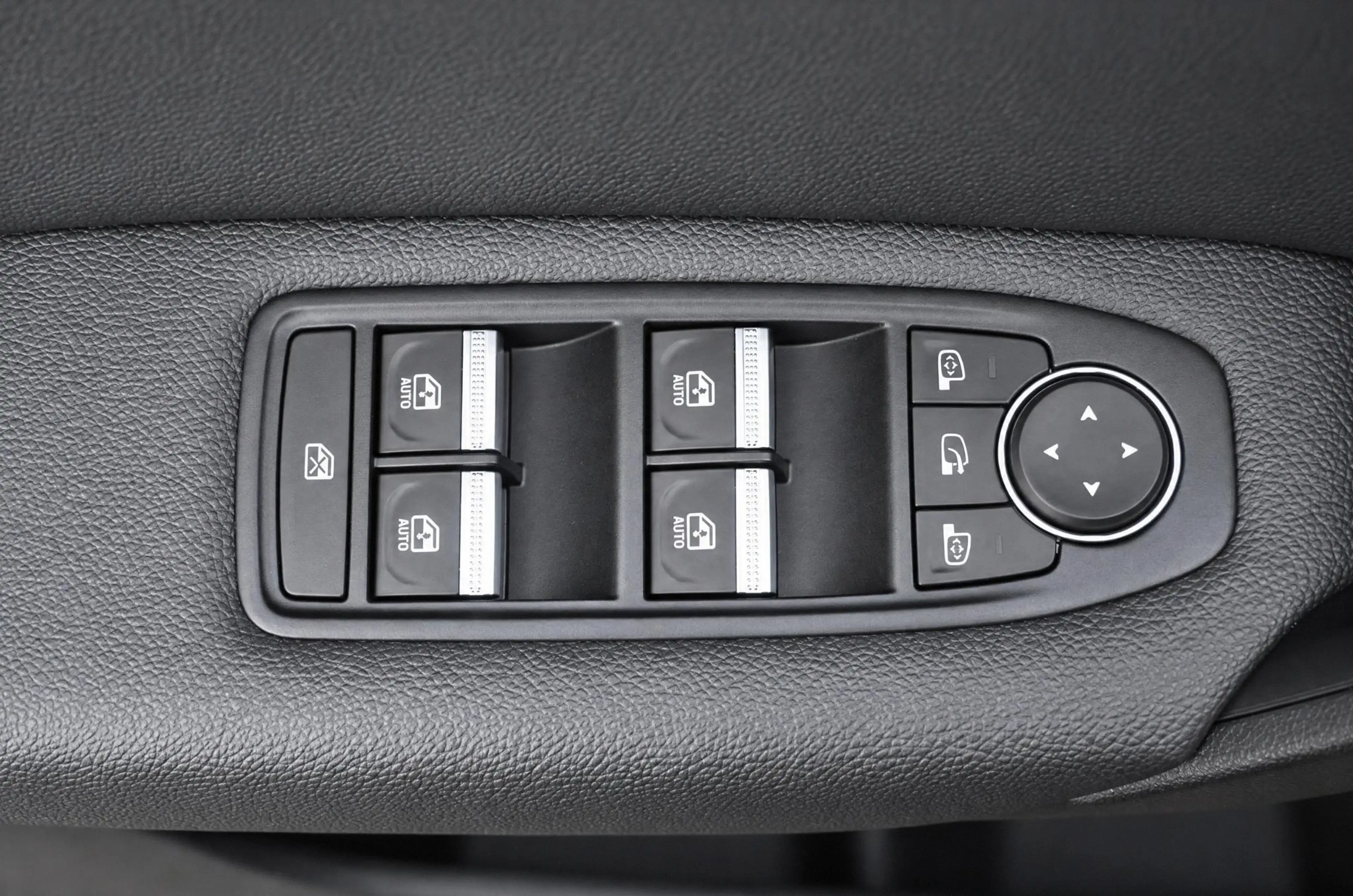 Renault Captur E-Tech Hybrid 145 Rive Gauche | TREKHAAK | CAMERA — photo 25