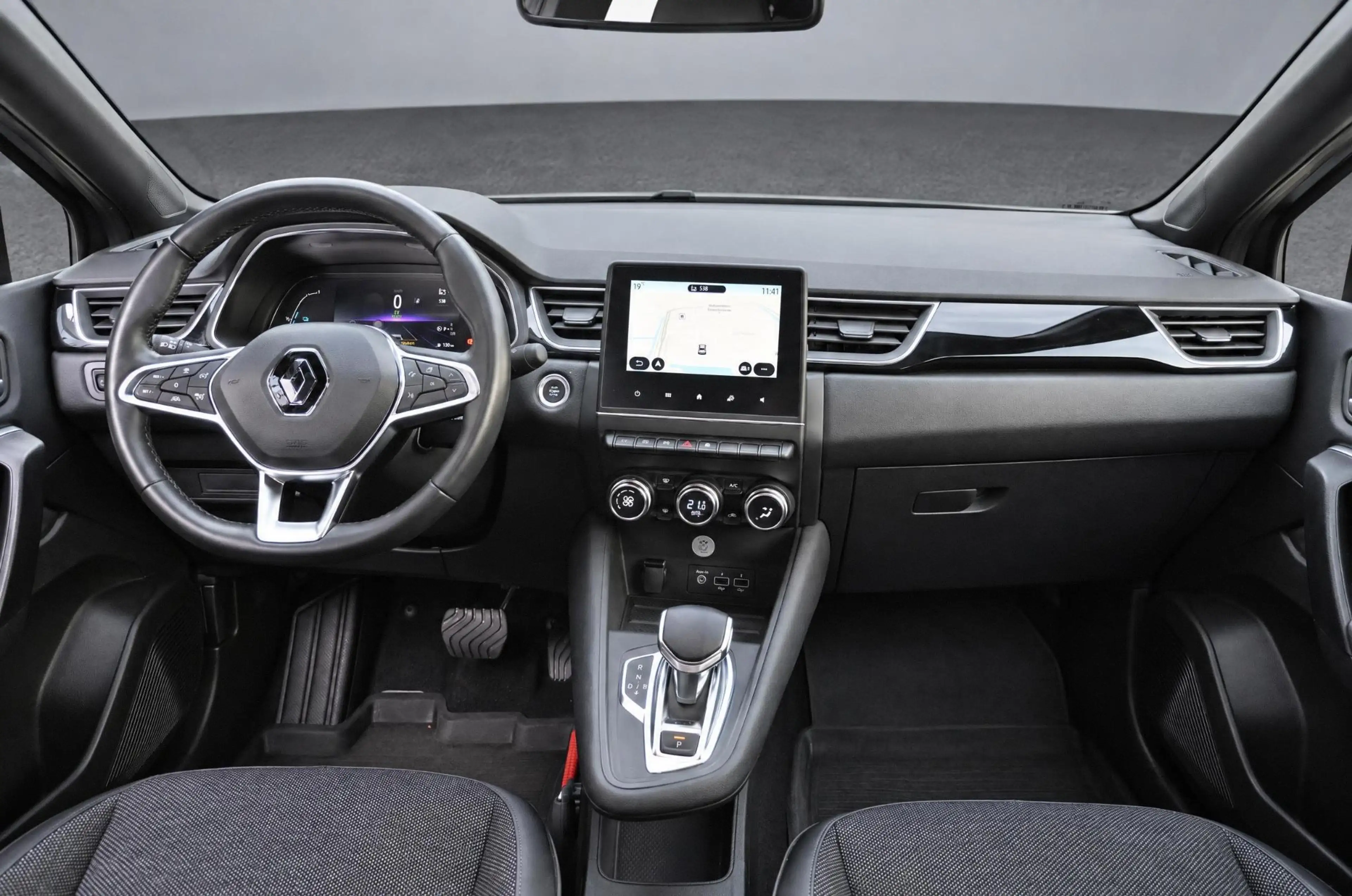 Renault Captur E-Tech Hybrid 145 Rive Gauche | TREKHAAK | CAMERA — photo 10