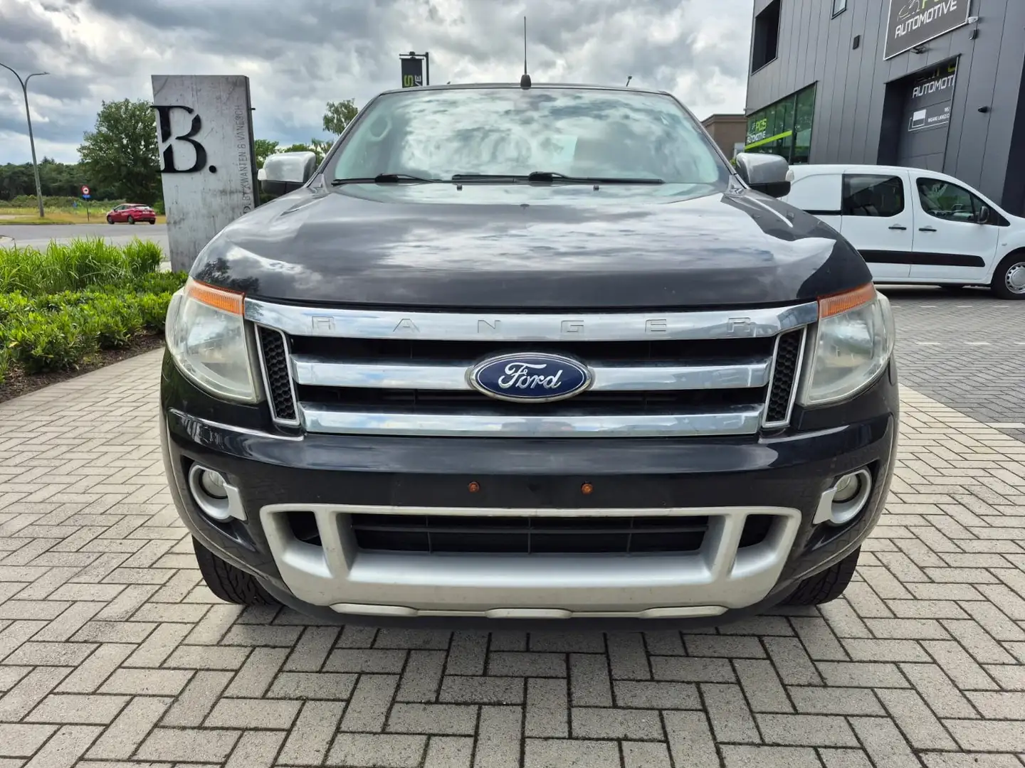Ford Ranger 3.2 TDCi Limited / koppakking stuk! Noir - 2