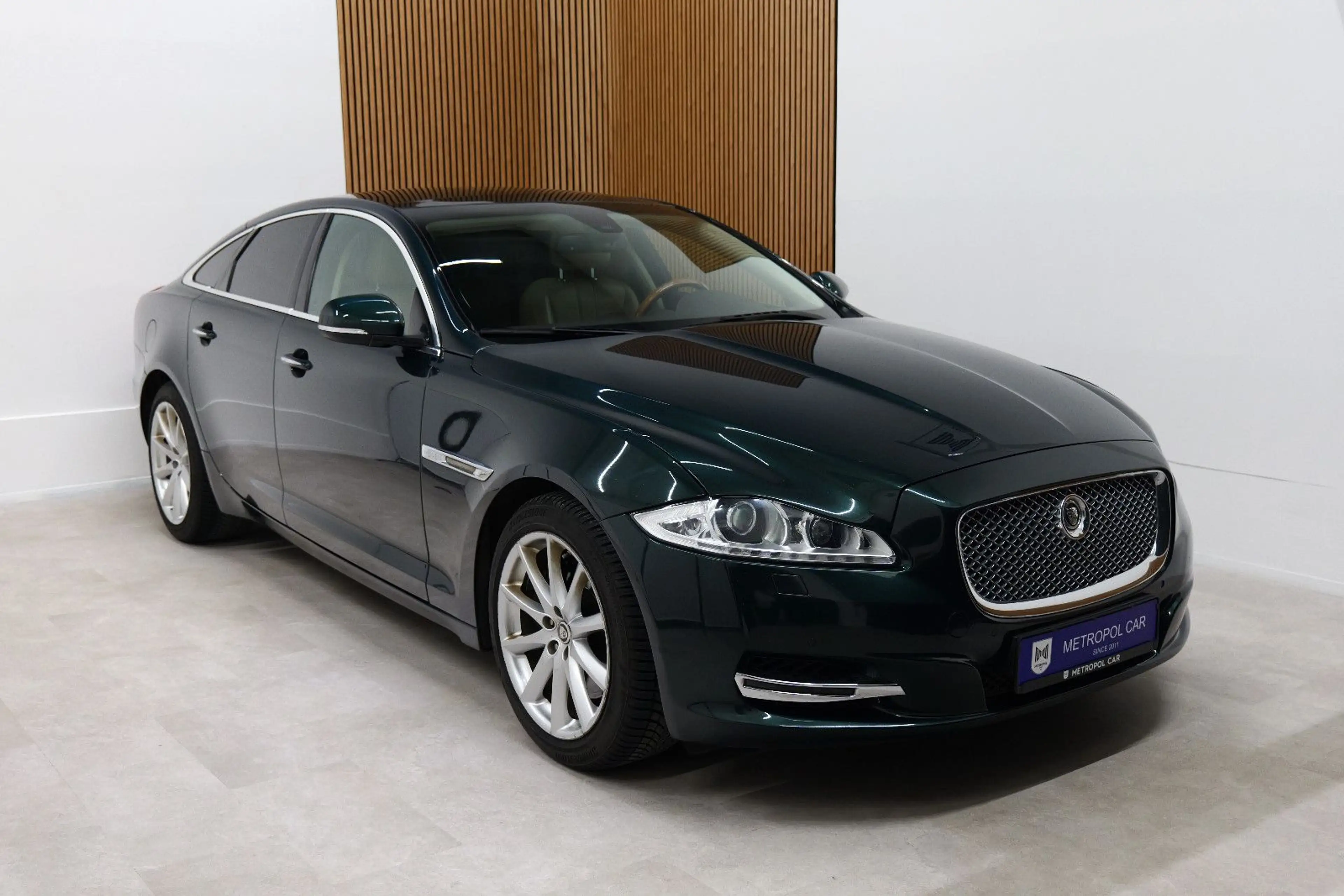 Jaguar XJ 3.0 D V6 Premium Luxury*Garantie*Finanzierung — photo 3