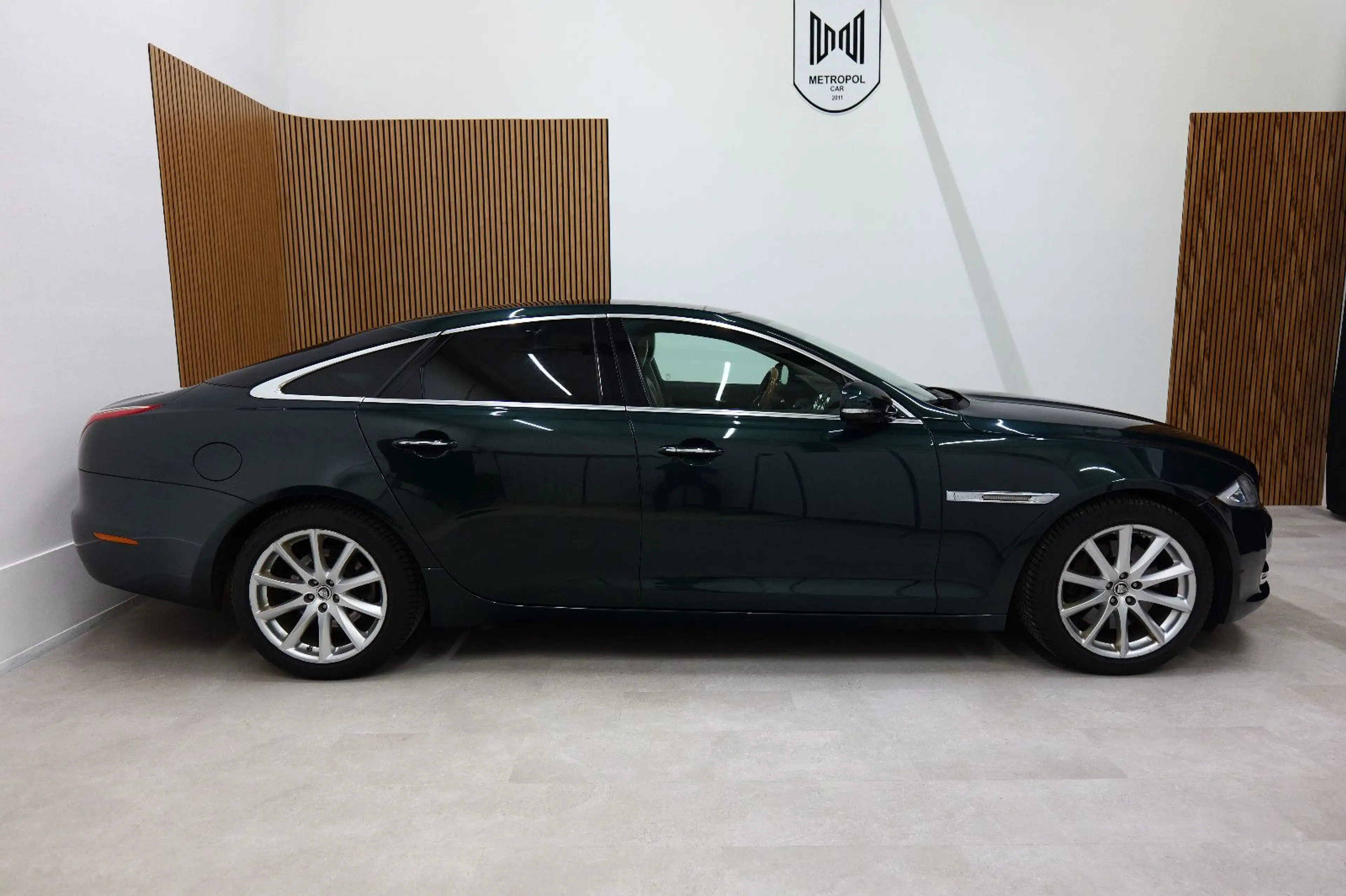 Jaguar XJ 3.0 D V6 Premium Luxury*Garantie*Finanzierung — photo 4