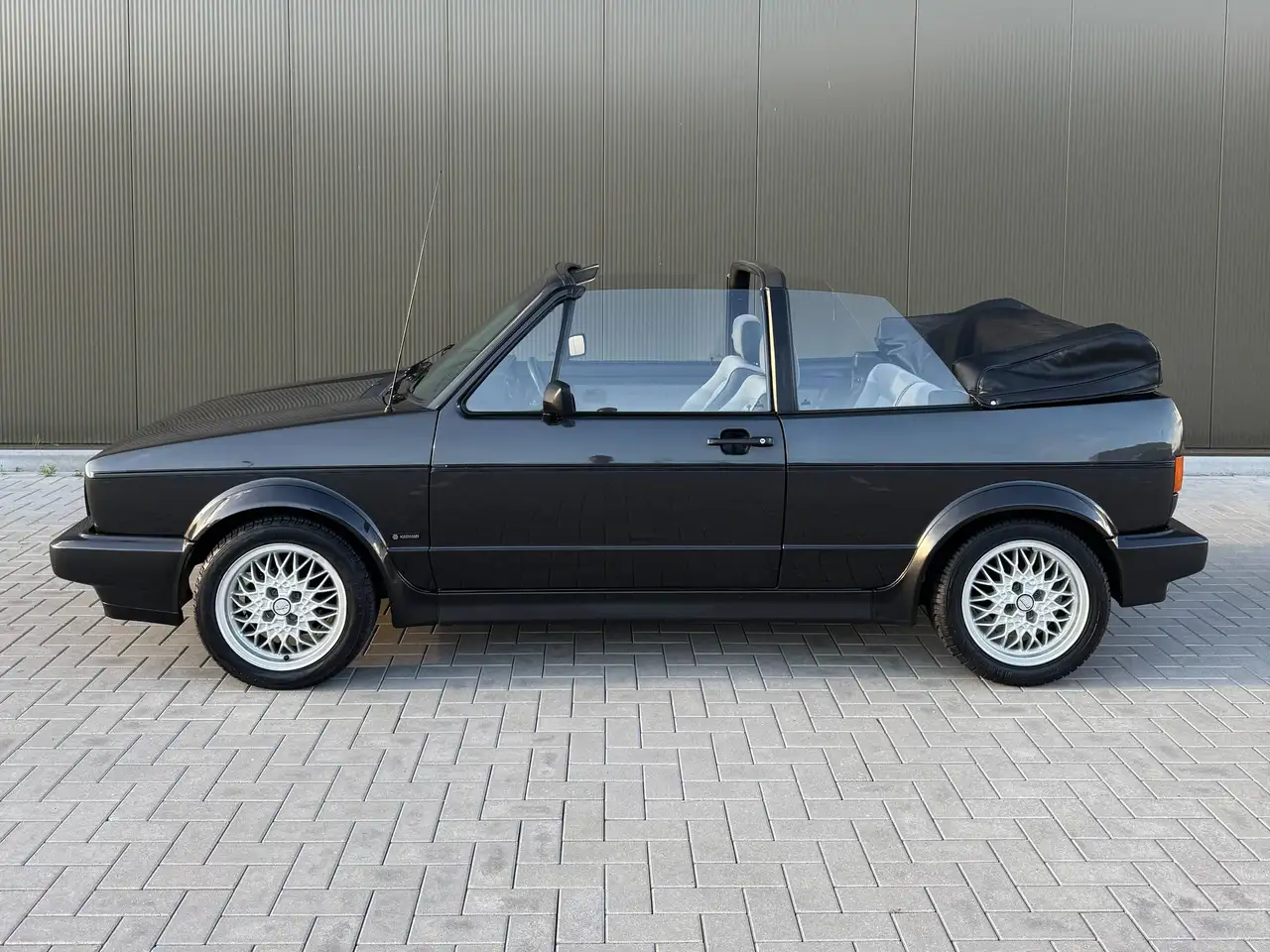 Volkswagen Golf Cabriolet 1.8 Karmann (72Kw U9), foto 5