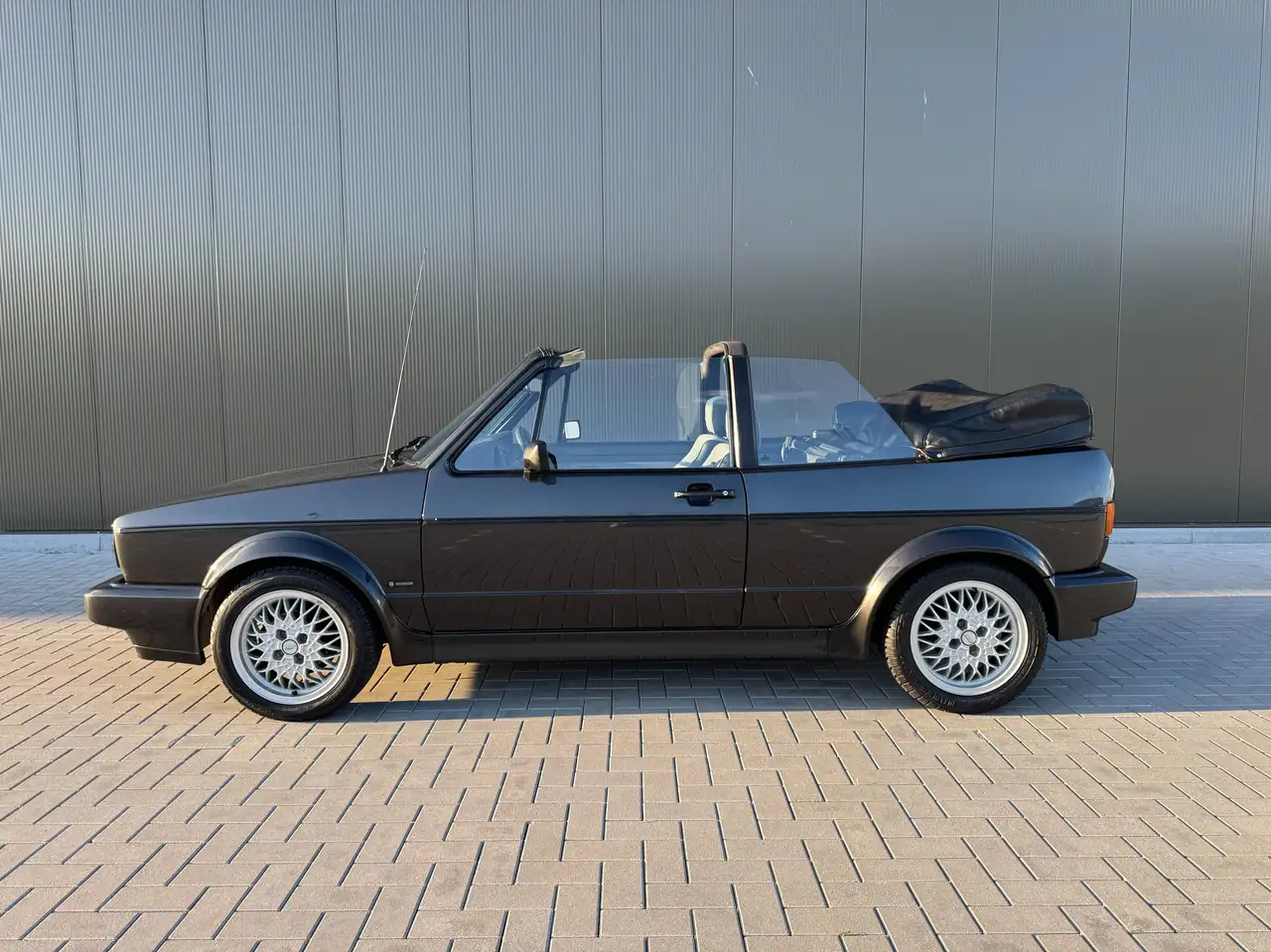 Volkswagen Golf Cabriolet 1.8 Karmann (72Kw U9), foto 6