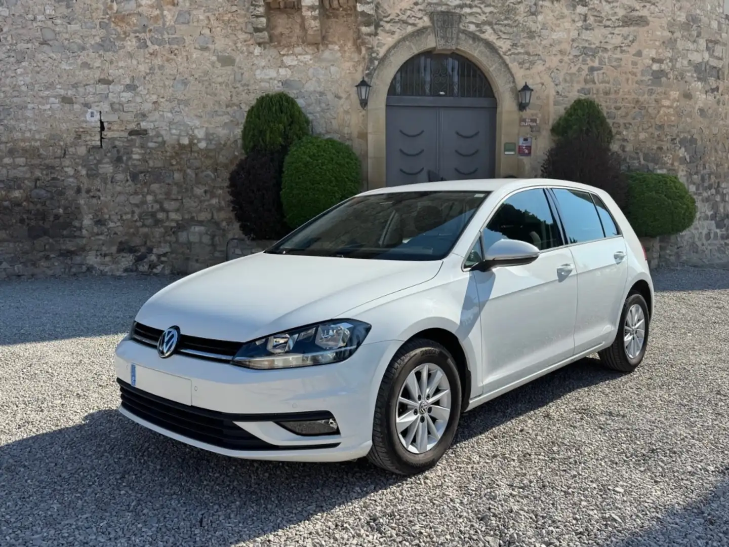 Volkswagen Golf 1.6TDI Ready2GO 85kW Blanco - 1