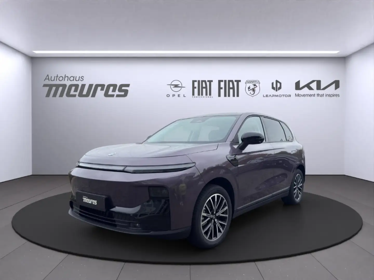 Leapmotor 160kW BEV Design Pro Max Waermepumpe Navi Panorama Grau - 1