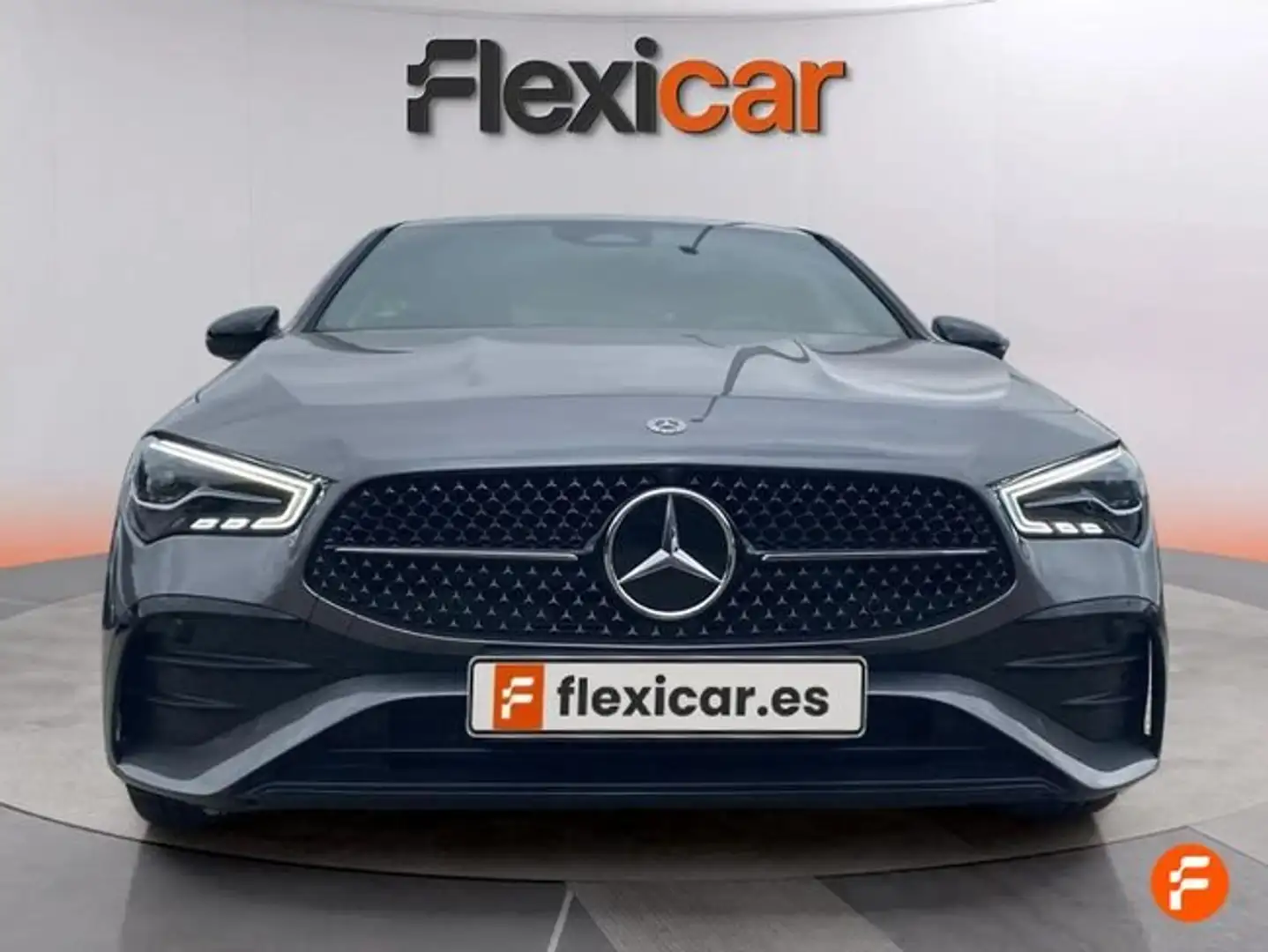 Mercedes-Benz CLA 220 220d Gris - 2