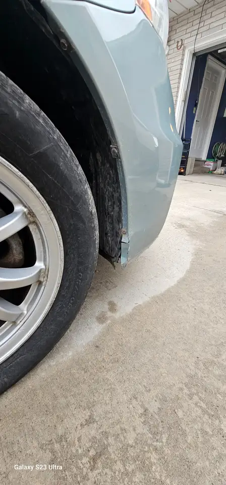 Toyota Prius v снимка Toyota Prius v