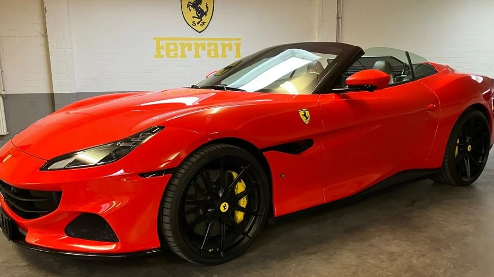 Ferrari Portofino M Rojo - 1