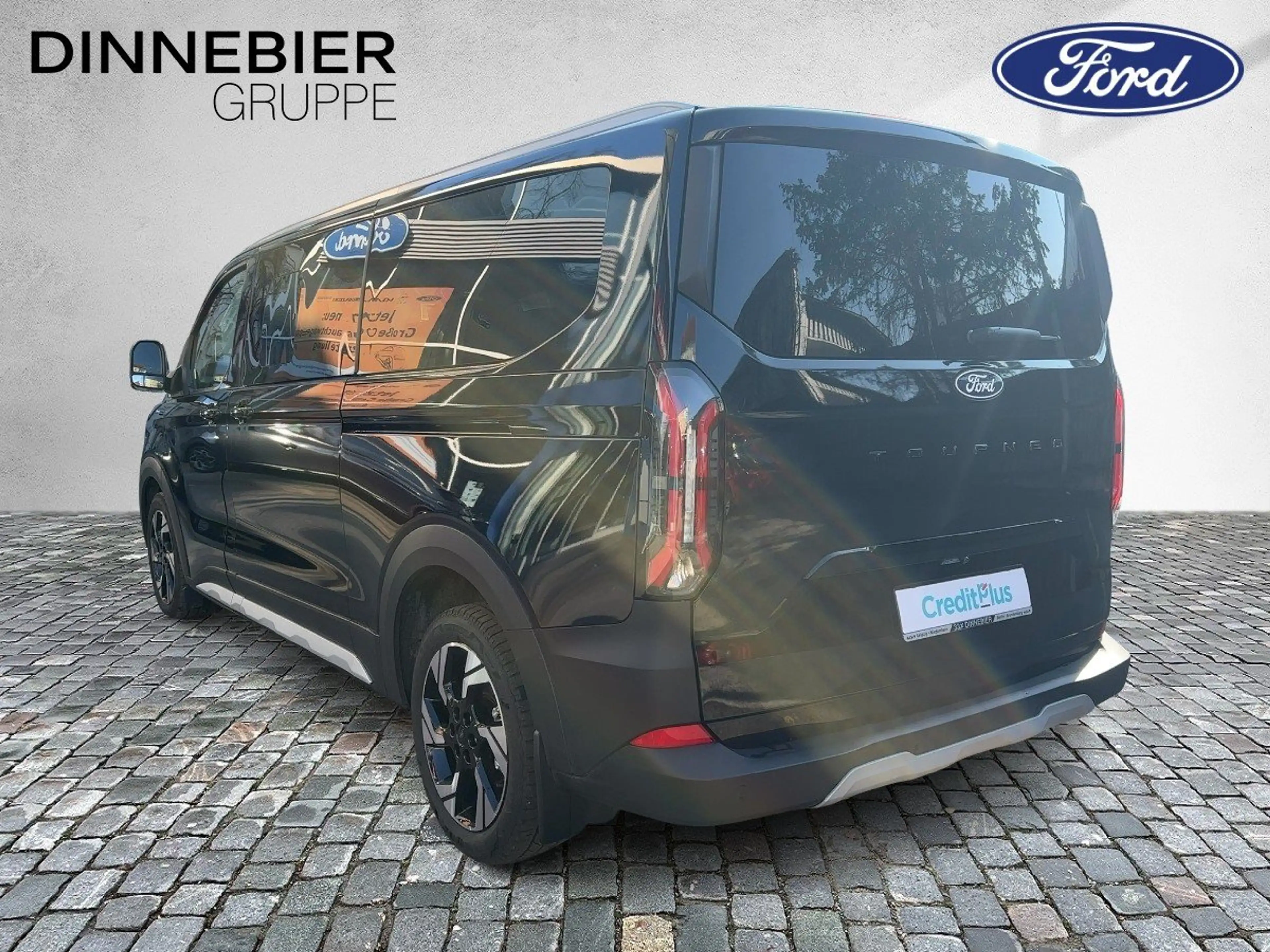 Ford Tourneo Custom 320 L2 Active 125 kW — photo 4
